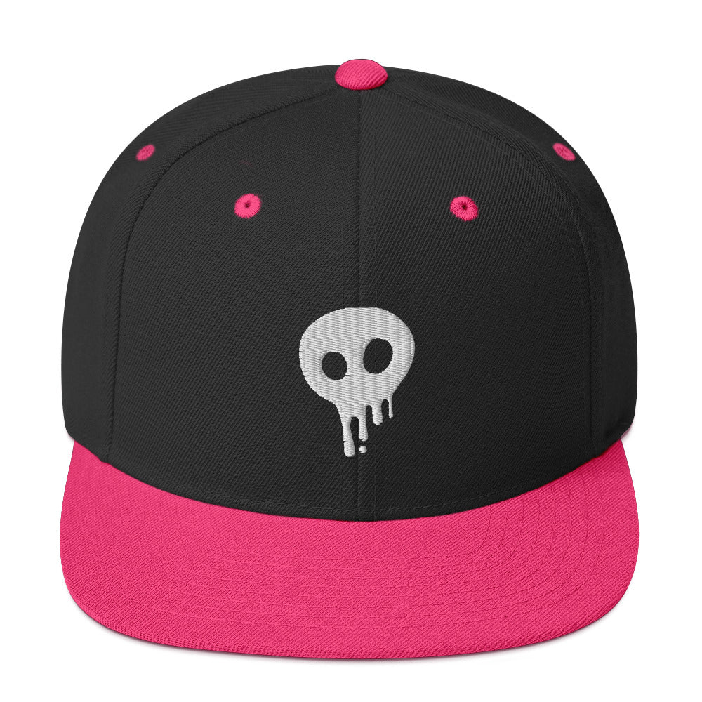 High-profile skull hat with embroidered logo and flat brim