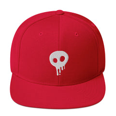 High-profile skull hat with embroidered logo and flat brim